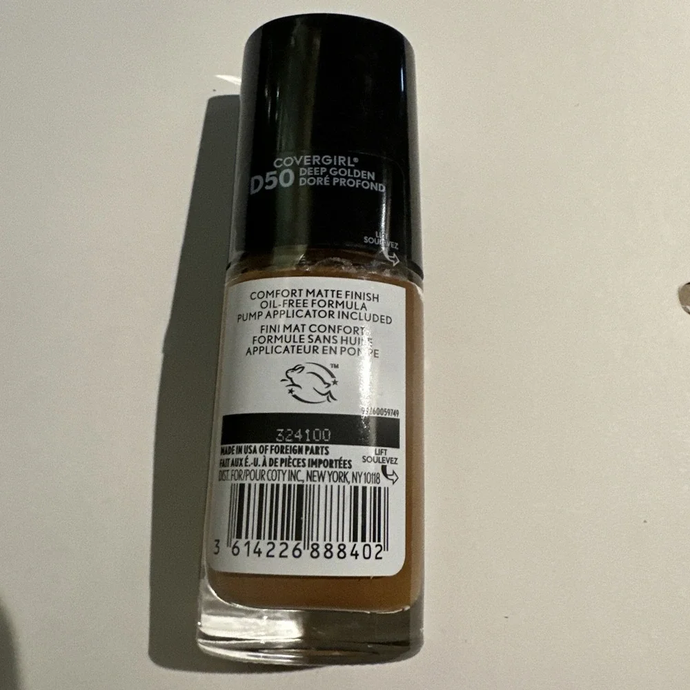 CoverGirl TruBlend Matte Made Liquid Foundation - D50 Deep Golden 1 oz Foundatio